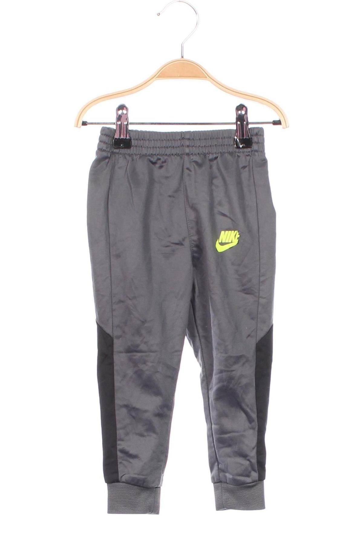 Detské tepláky Nike, Veľkosť 18-24m/ 86-98 cm, Farba Sivá, Cena  13,45 €