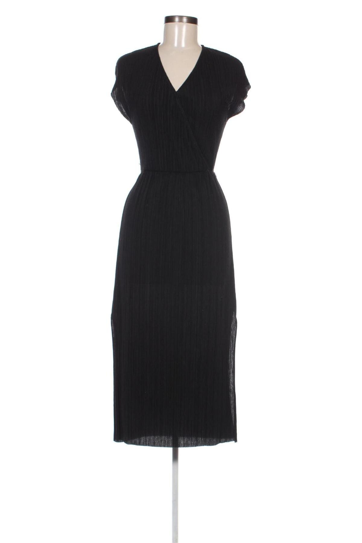 Rochie Bershka, Mărime S, Culoare Negru, Preț 59,99 Lei