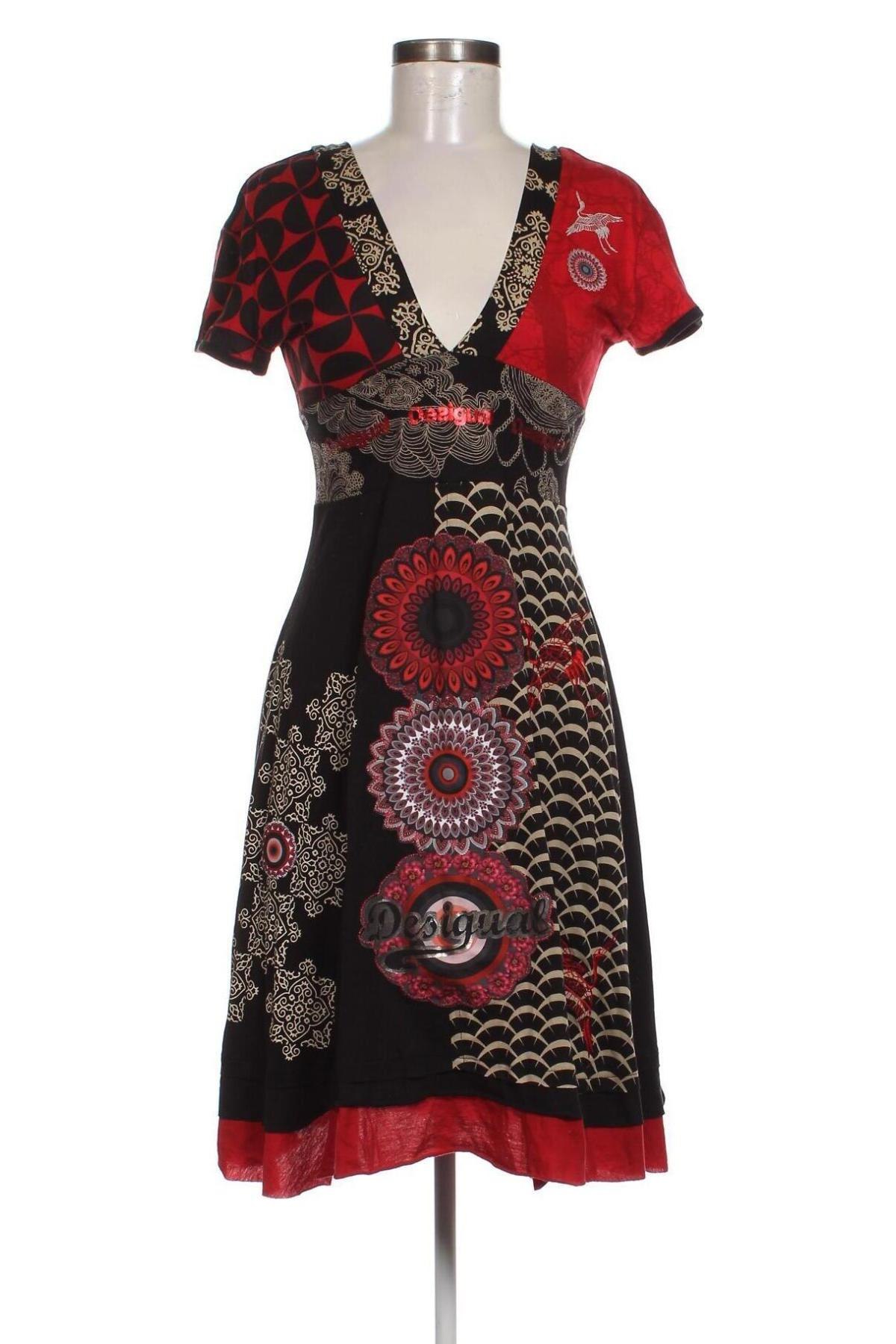 Sukienka Desigual, Rozmiar M, Kolor Kolorowy, Cena 432,99 zł