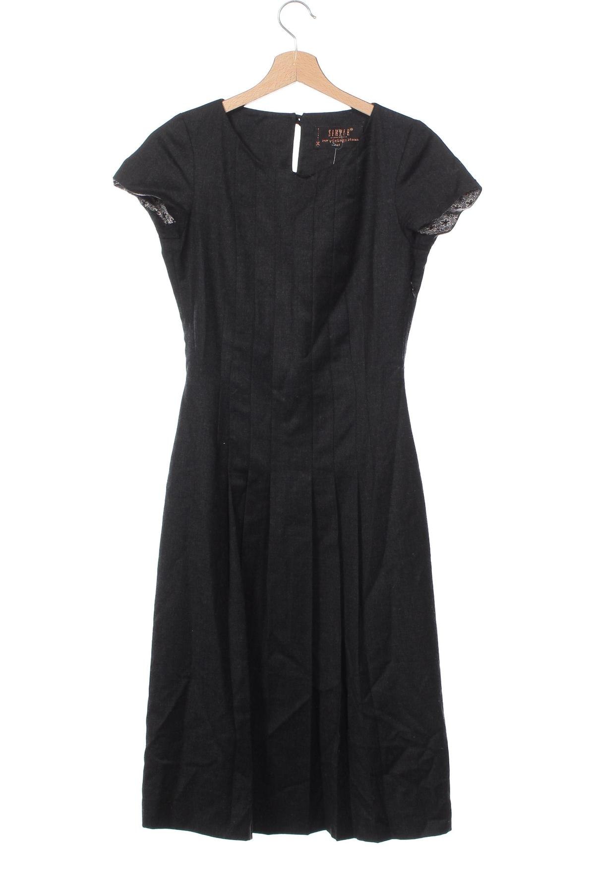 Kleid Simple, Größe XS, Farbe Grau, Preis € 10,99