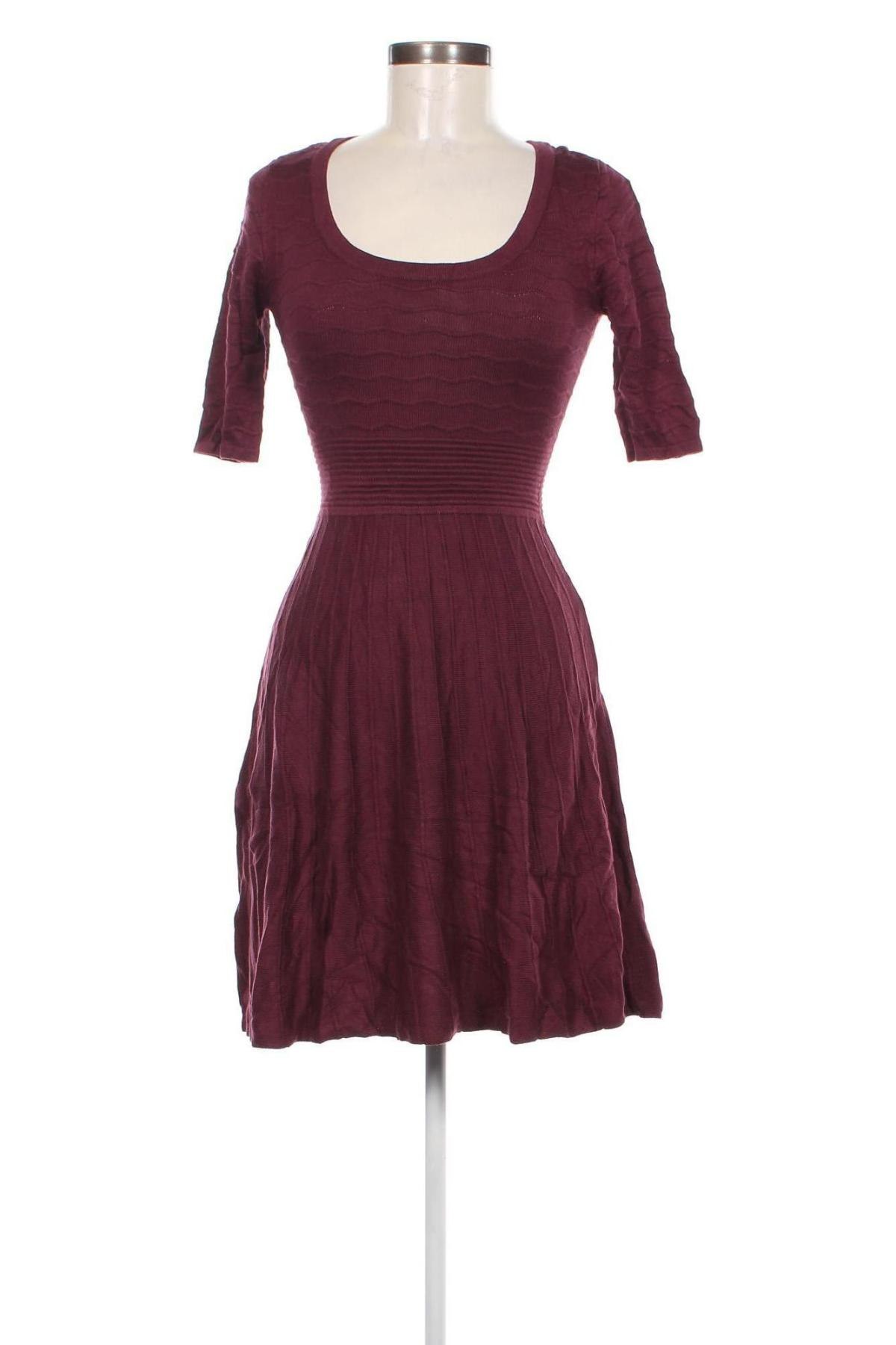 Kleid Xhilaration, Größe XS, Farbe Lila, Preis € 8,49