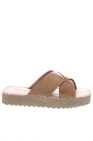 Papuci RunnerBoss, Mărime 37, Culoare Maro, Preț 258,99 Lei