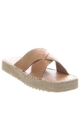 Papuci RunnerBoss, Mărime 37, Culoare Maro, Preț 258,99 Lei