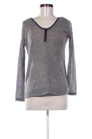 Női blúz Bershka, Méret M, Szín Szürke, Ár 2 659 Ft