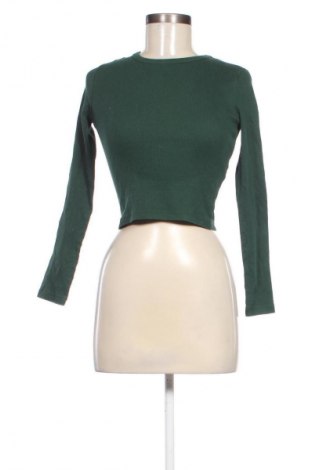 Damen Shirt Bershka, Größe S, Farbe Grün, Preis € 10,00