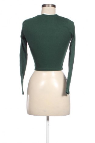 Damen Shirt Bershka, Größe S, Farbe Grün, Preis € 10,00