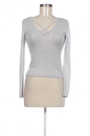 Damen Shirt Divine, Größe S, Farbe Grau, Preis 10,99 €