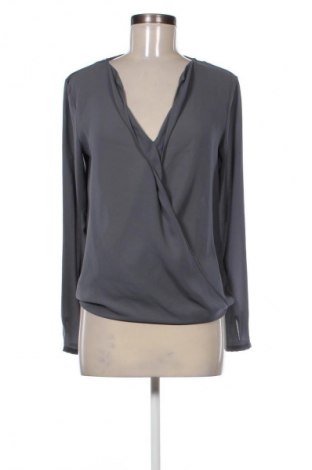 Damen Shirt Esprit, Größe XS, Farbe Grau, Preis 17,30 €