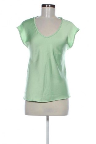 Damen Shirt Floria, Größe M, Farbe Grün, Preis € 59,34