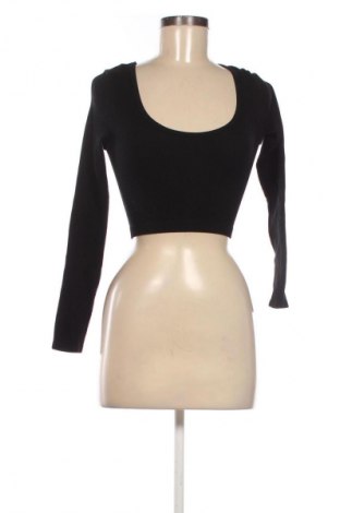 Dámská halenka Stradivarius, Velikost S, Barva Černá, Cena  169,00 Kč