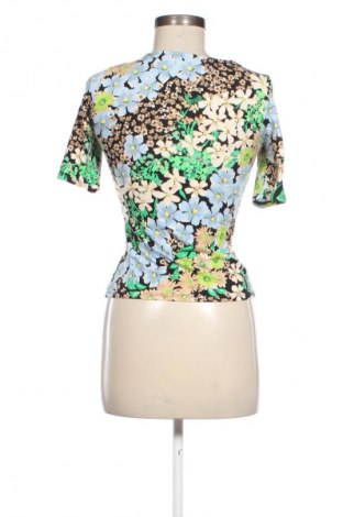 Дамска блуза Unbranded, Размер S, Цвят Многоцветен, Цена 15,99 лв.