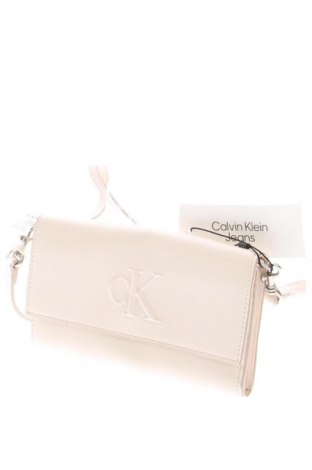Γυναικεία τσάντα Calvin Klein Jeans, Χρώμα Εκρού, Τιμή 30,99 €