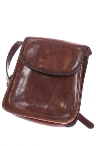 Damska torebka Claudio Ferrici, Kolor Brązowy, Cena 367,82 zł