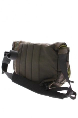 Damska torebka Crumpler, Kolor Kolorowy, Cena 216,97 zł