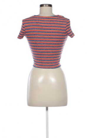 Dámske tričko Bershka, Veľkosť XS, Farba Viacfarebná, Cena  8,95 €