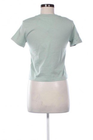 Γυναικείο t-shirt Calvin Klein Jeans, Μέγεθος S, Χρώμα Πράσινο, Τιμή 47,99 €