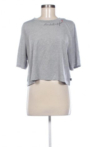 Дамска тениска Kendall & Kylie, Размер XL, Цвят Сив, Цена 40,99 лв.