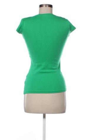 Damen T-Shirt Madonna, Größe XS, Farbe Grün, Preis 8,75 €