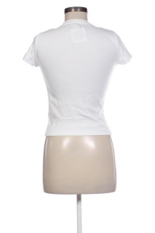 Γυναικείο t-shirt Stradivarius, Μέγεθος XS, Χρώμα Λευκό, Τιμή 8,75 €