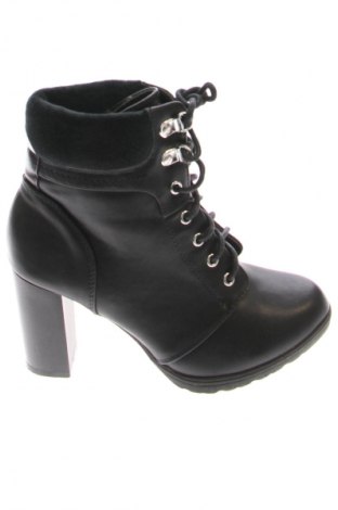Botine de damă Body Flirt, Mărime 37, Culoare Negru, Preț 117,99 Lei