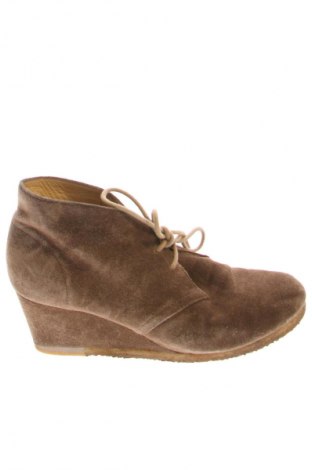 Dámské boty  Clarks, Velikost 38, Barva Hnědá, Cena  2 737,00 Kč