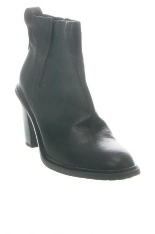 Γυναικεία μποτάκια Clarks, Μέγεθος 41, Χρώμα Μαύρο, Τιμή 137,99 €