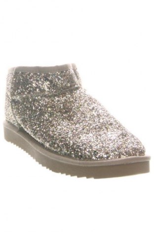 Női bokacsizma Graceland, Méret 43, Szín Arany
, Ár 20 949 Ft