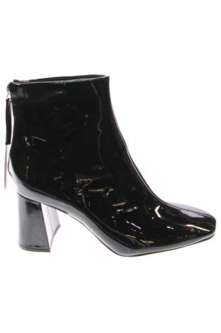 Damskie botki Jenny Fairy, Rozmiar 41, Kolor Czarny, Cena 321,81 zł