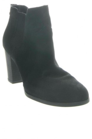 Γυναικεία μποτάκια Koolaburra by UGG, Μέγεθος 38, Χρώμα Μαύρο, Τιμή 90,58 €
