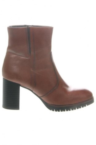Botine de damă Lasocki, Mărime 37, Culoare Maro, Preț 368,00 Lei