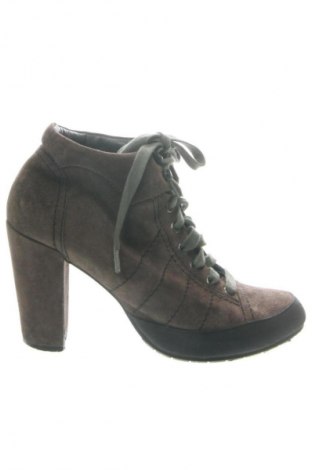 Damen Stiefeletten Logan, Größe 37, Farbe Braun, Preis 71,61 €