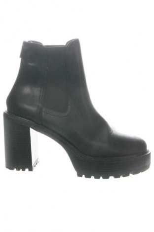 Дамски боти Nine West, Размер 41, Цвят Черен, Цена 216,00 лв.