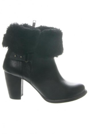 Γυναικεία μποτάκια UGG Australia, Μέγεθος 36, Χρώμα Μαύρο, Τιμή 51,99 €