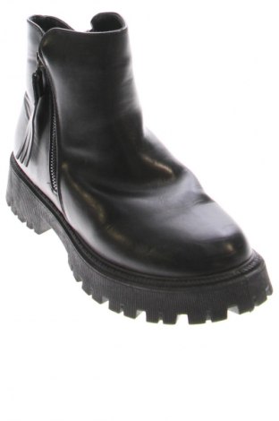 Botine de damă Unbranded, Mărime 41, Culoare Negru, Preț 143,99 Lei