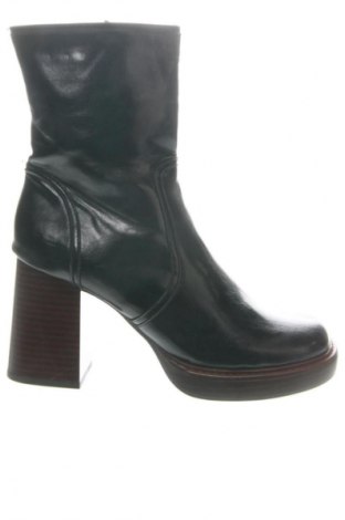 Дамски боти Unbranded, Размер 39, Цвят Черен, Цена 39,99 лв.