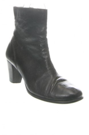 Botine de damă Unbranded, Mărime 37, Culoare Maro, Preț 387,50 Lei