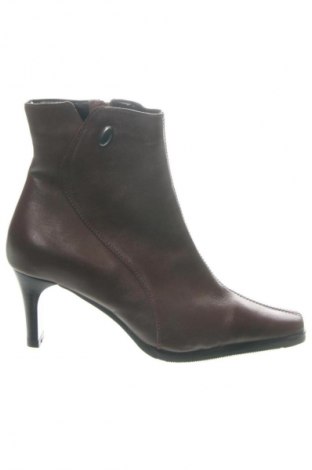 Botine de damă Unbranded, Mărime 37, Culoare Maro, Preț 247,99 Lei