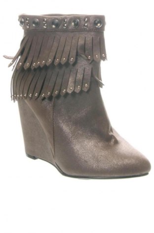 Botine de damă Unbranded, Mărime 37, Culoare Bej, Preț 131,99 Lei