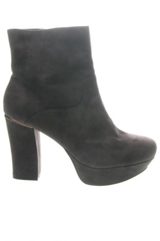 Botine de damă Unbranded, Mărime 39, Culoare Maro, Preț 202,99 Lei