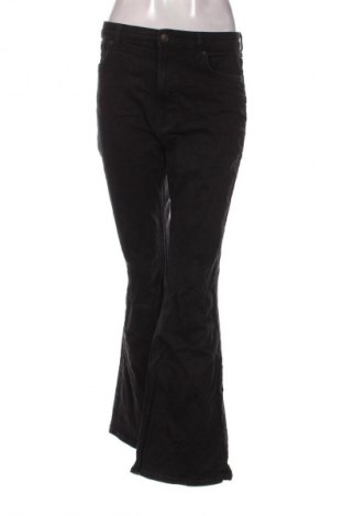 Blugi de femei Bershka, Mărime M, Culoare Negru, Preț 71,99 Lei