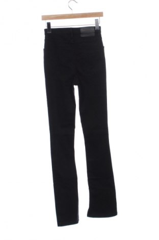 Női farmernadrág Bershka, Méret S, Szín Fekete, Ár 5 776 Ft