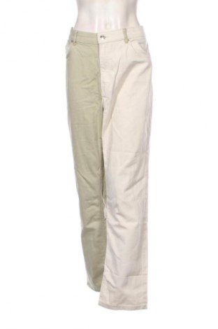 Damen Jeans Bershka, Größe L, Farbe Mehrfarbig, Preis € 9,99