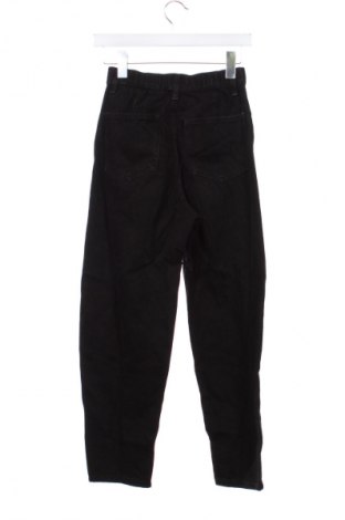 Dámske džínsy  Bershka, Veľkosť XS, Farba Čierna, Cena  11,95 €