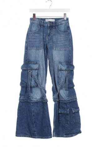 Blugi de femei Bershka, Mărime XS, Culoare Albastru, Preț 76,70 Lei