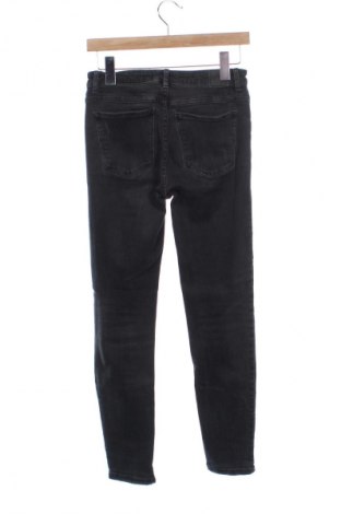 Γυναικείο Τζίν Bershka, Μέγεθος S, Χρώμα Γκρί, Τιμή 14,83 €