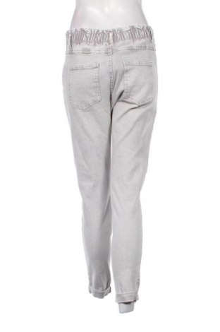 Női farmernadrág Bershka, Méret M, Szín Bézs, Ár 5 959 Ft