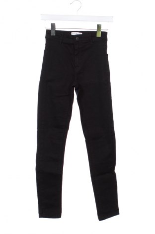 Női farmernadrág Bershka, Méret XS, Szín Fekete, Ár 5 776 Ft