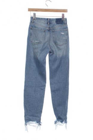 Blugi de femei Bershka, Mărime XXS, Culoare Albastru, Preț 76,32 Lei