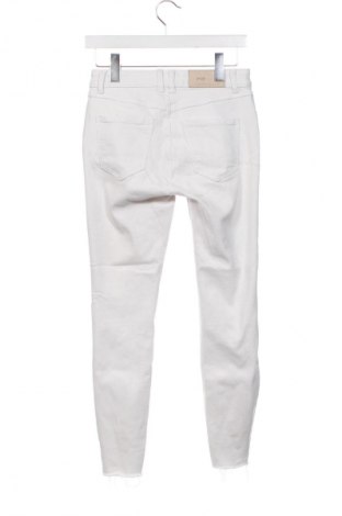 Дамски дънки Fb Sister, Размер M, Цвят Бял, Цена 30,00 лв.