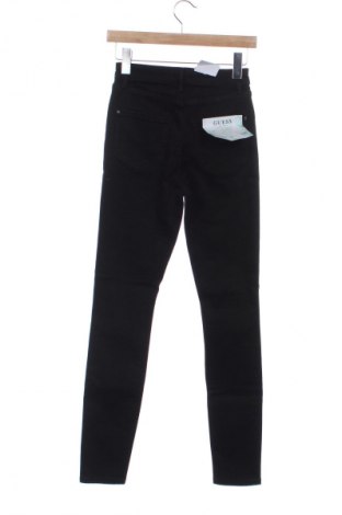 Női farmernadrág Guess, Méret XS, Szín Fekete, Ár 34 377 Ft